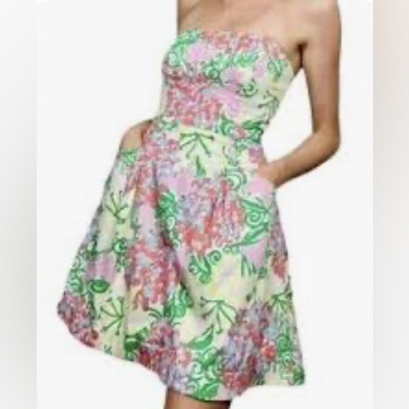 Lilly Pulitzer Blossom Resort White Mariposa Floral Strapless Fit Flare Dress 8 - Picture 1 of 11